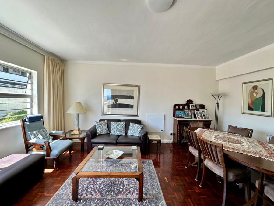 2 Bedroom Property for Sale in Sea Point Western Cape